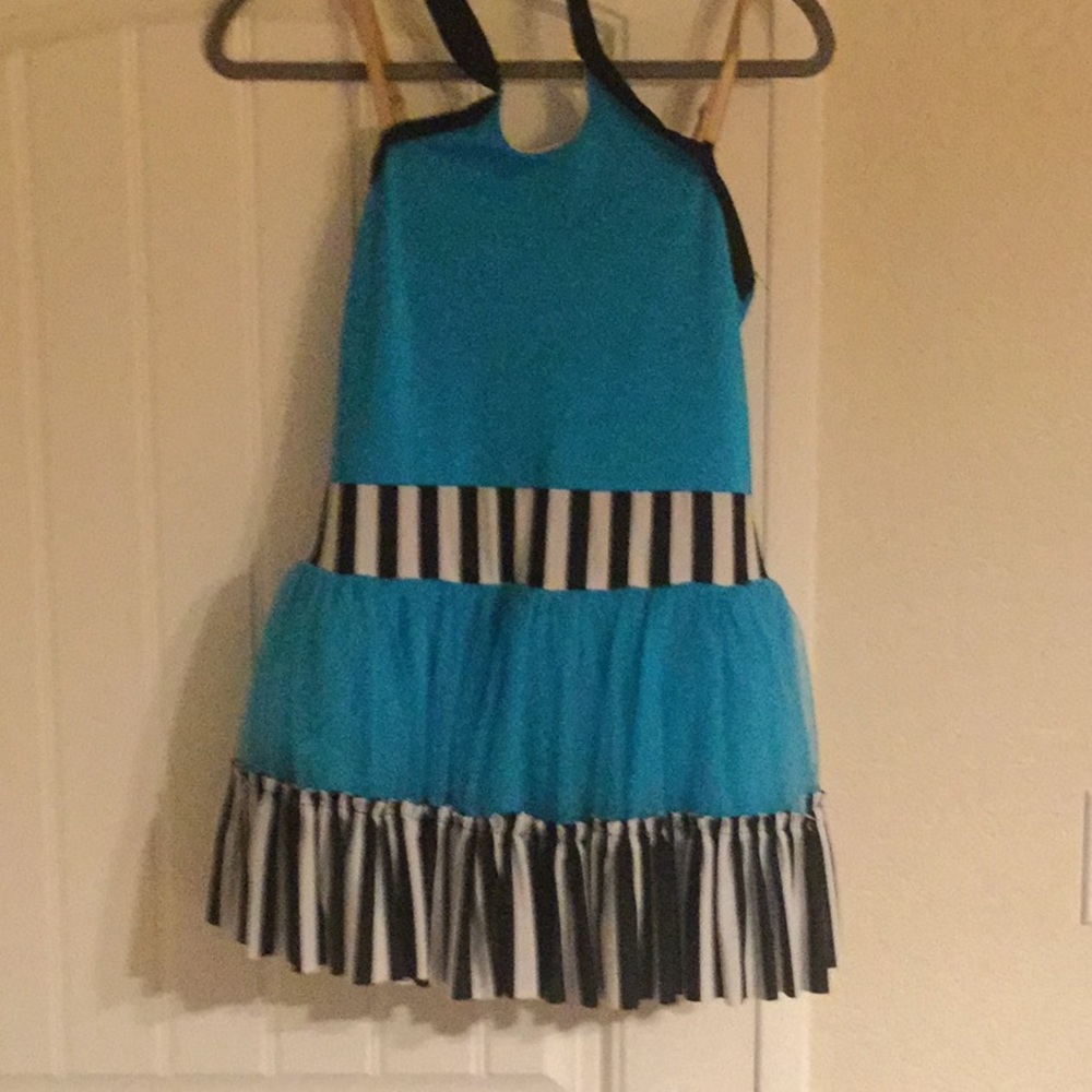 Dance costume